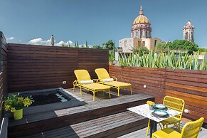Dos Casas Hotel & Spa