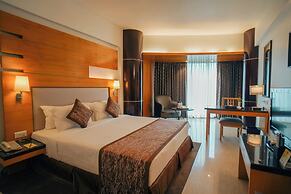 Peninsula Grand Hotel