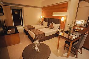 Peninsula Grand Hotel