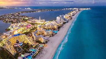 Valentin Imperial Rivera Maya All Inclusive - Adults Only