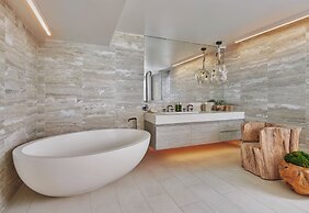 1 Hotel South Beach