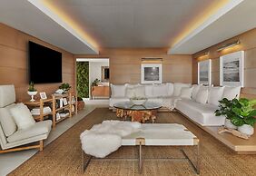 1 Hotel South Beach