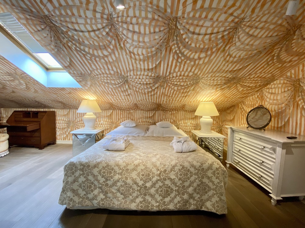The Bonerowski Palace Boutique Hotel