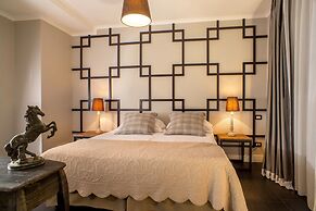 The B Place Hotel