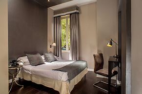 The B Place Hotel