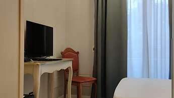 The B Place Hotel