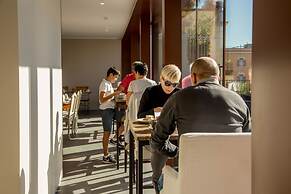 The B Place Hotel