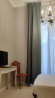 The B Place Hotel