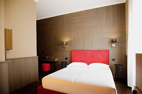 The B Place Hotel