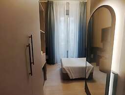 The B Place Hotel