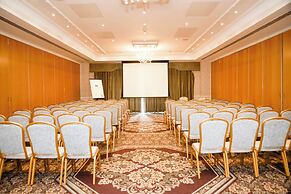 Shendish Manor Hotel & Golf Course