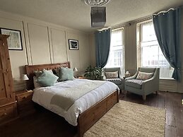 The Mansion House Hotel