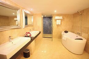 Dhaka Regency Hotel & Resort