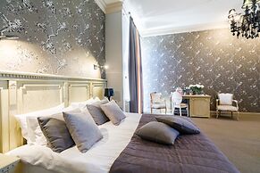 Arbat House Hotel