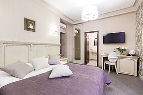Arbat House Hotel