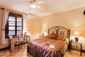 Los Robles Charming Colonial Boutique Hotel