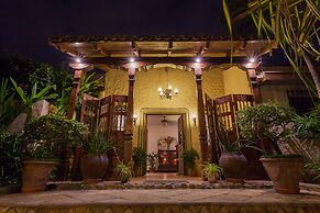 Los Robles Charming Colonial Boutique Hotel