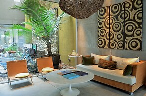 Mine Hotel Boutique