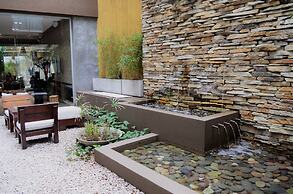 Mine Hotel Boutique