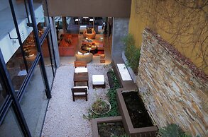 Mine Hotel Boutique