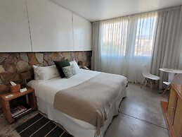Mine Hotel Boutique