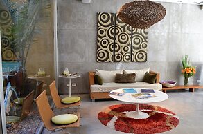 Mine Hotel Boutique