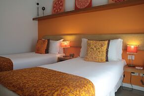 Mine Hotel Boutique
