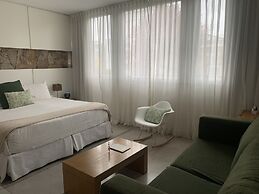 Mine Hotel Boutique