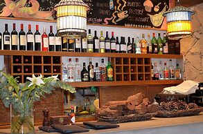 Mine Hotel Boutique