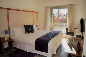 Mine Hotel Boutique