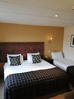 Eight Acres Hotel