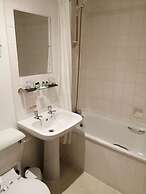 Eight Acres Hotel