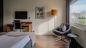 Apple Hotel