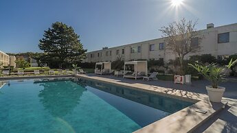 Apple Hotel
