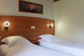 Hotel Kyriad Reims Est Parc des Expositions