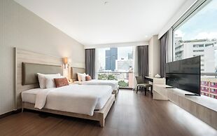 Adelphi Suites Bangkok