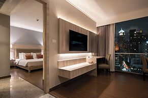 Adelphi Suites Bangkok