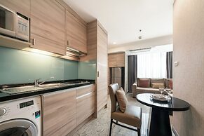 Adelphi Suites Bangkok