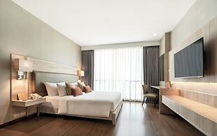 Adelphi Suites Bangkok