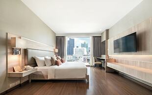 Adelphi Suites Bangkok