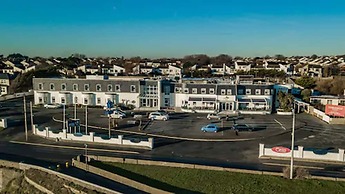 White Sands Hotel
