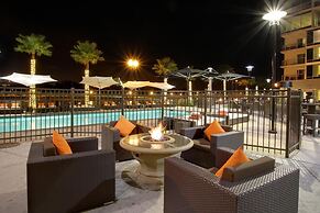 University Plaza Waterfront Hotel