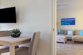 Macrossan House