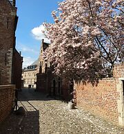Begijnhof Hotel