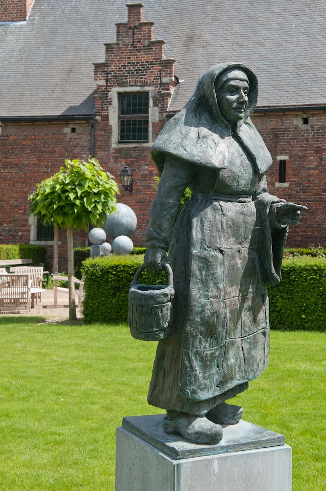 Begijnhof Hotel