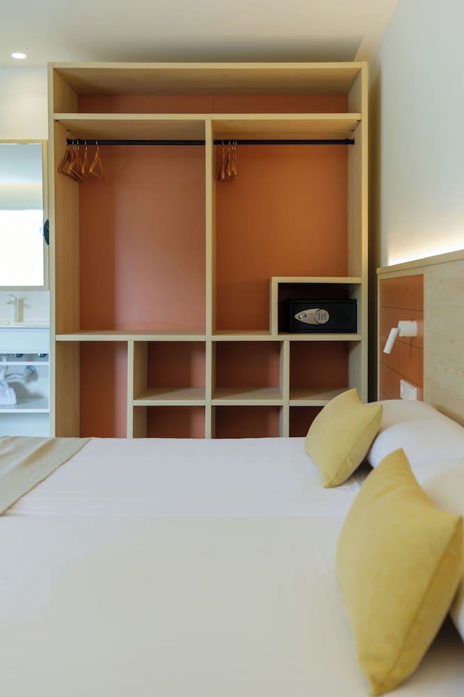 Hotel Cabot Cala Ferrera