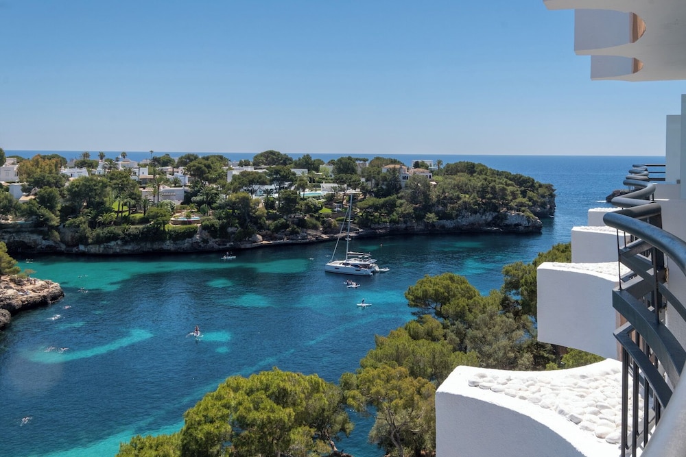 Hotel Cabot Cala Ferrera