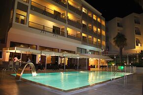 Saint Constantin Hotel