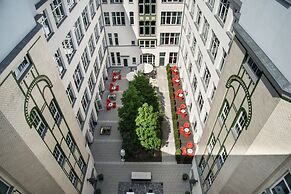 Adina Apartment Hotel Berlin CheckPoint Charlie