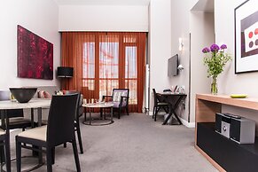 Adina Apartment Hotel Berlin CheckPoint Charlie